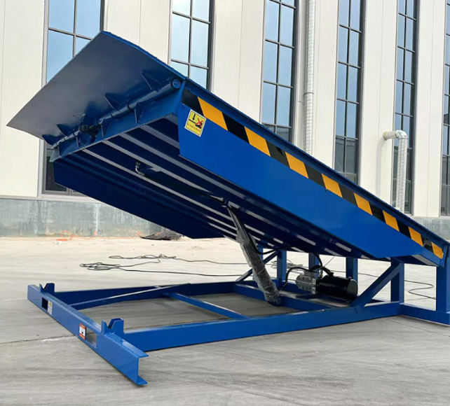 崇义固定式登车桥应用